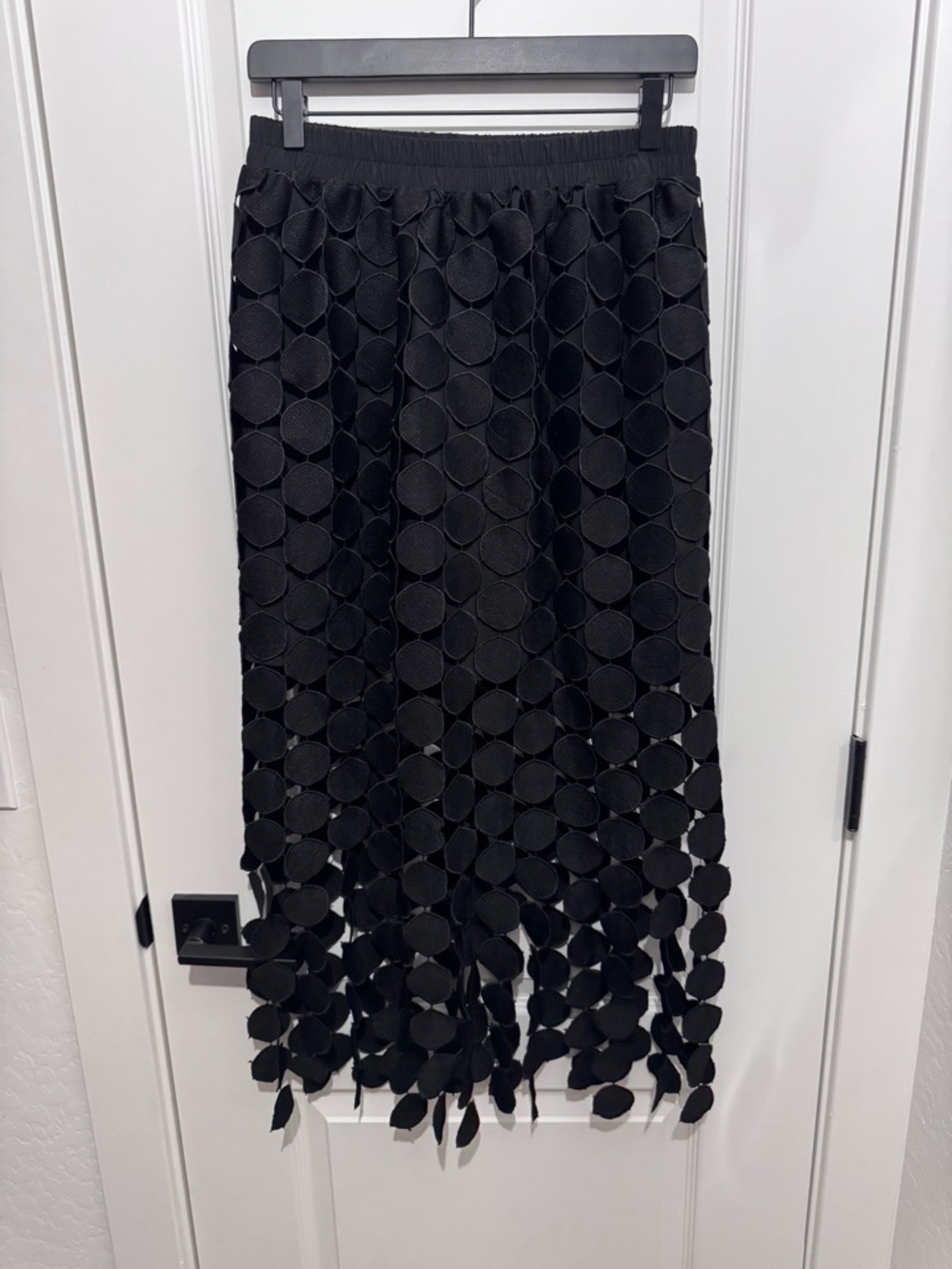 Black Textured Circle Fringe Midi Skirt